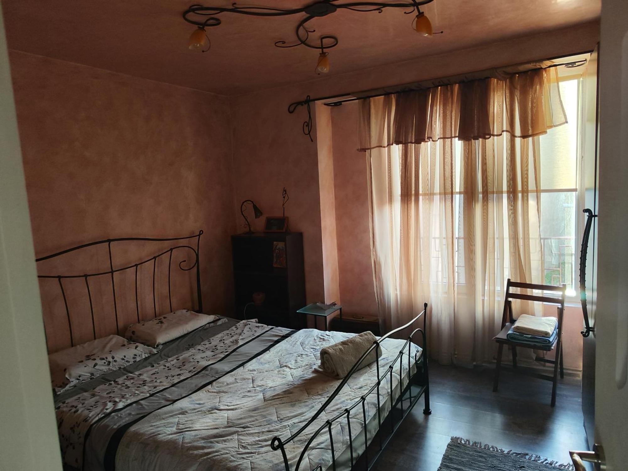 Art Apartment Kiril And Metodi Square Burgas Extérieur photo