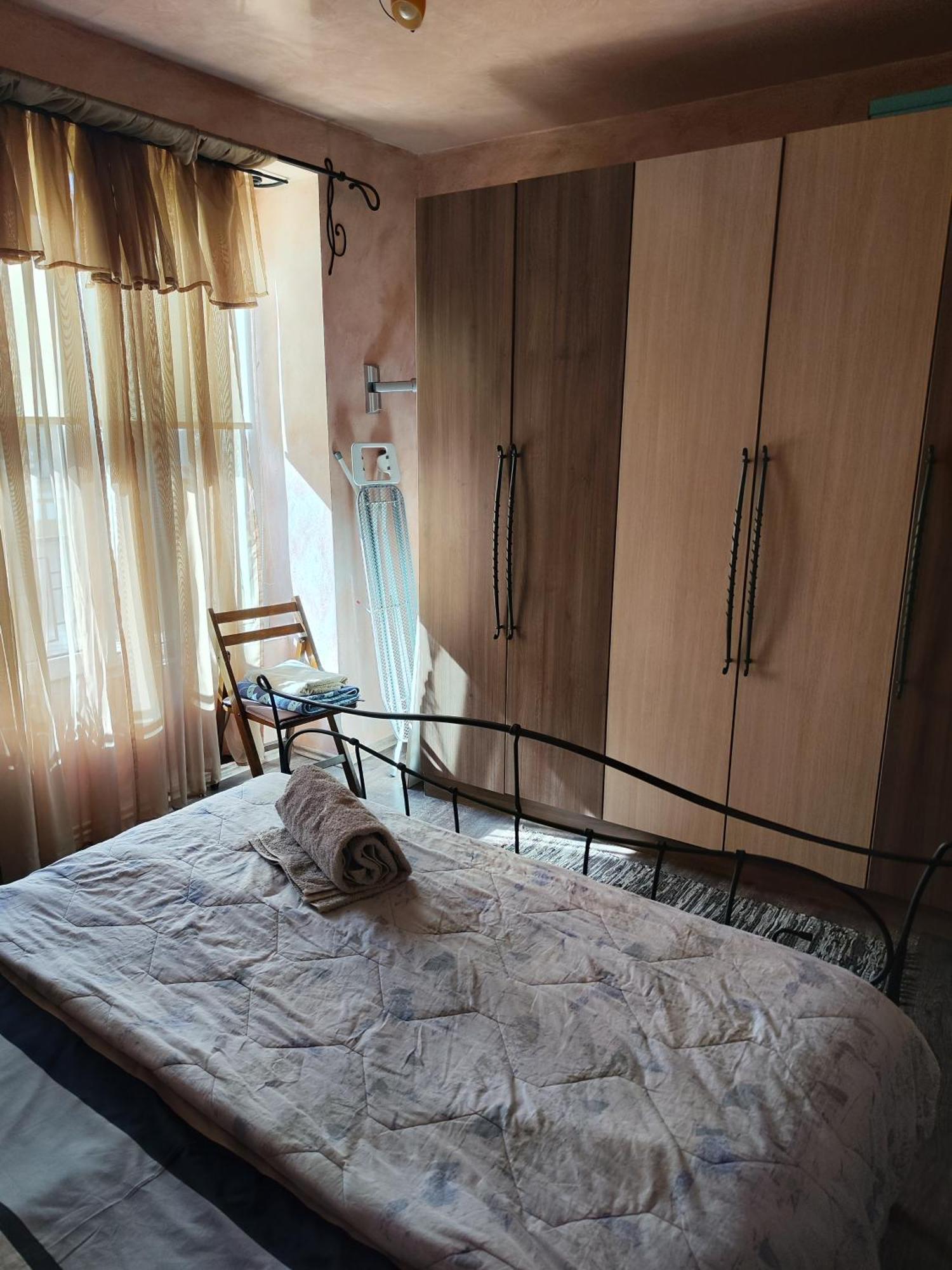 Art Apartment Kiril And Metodi Square Burgas Extérieur photo