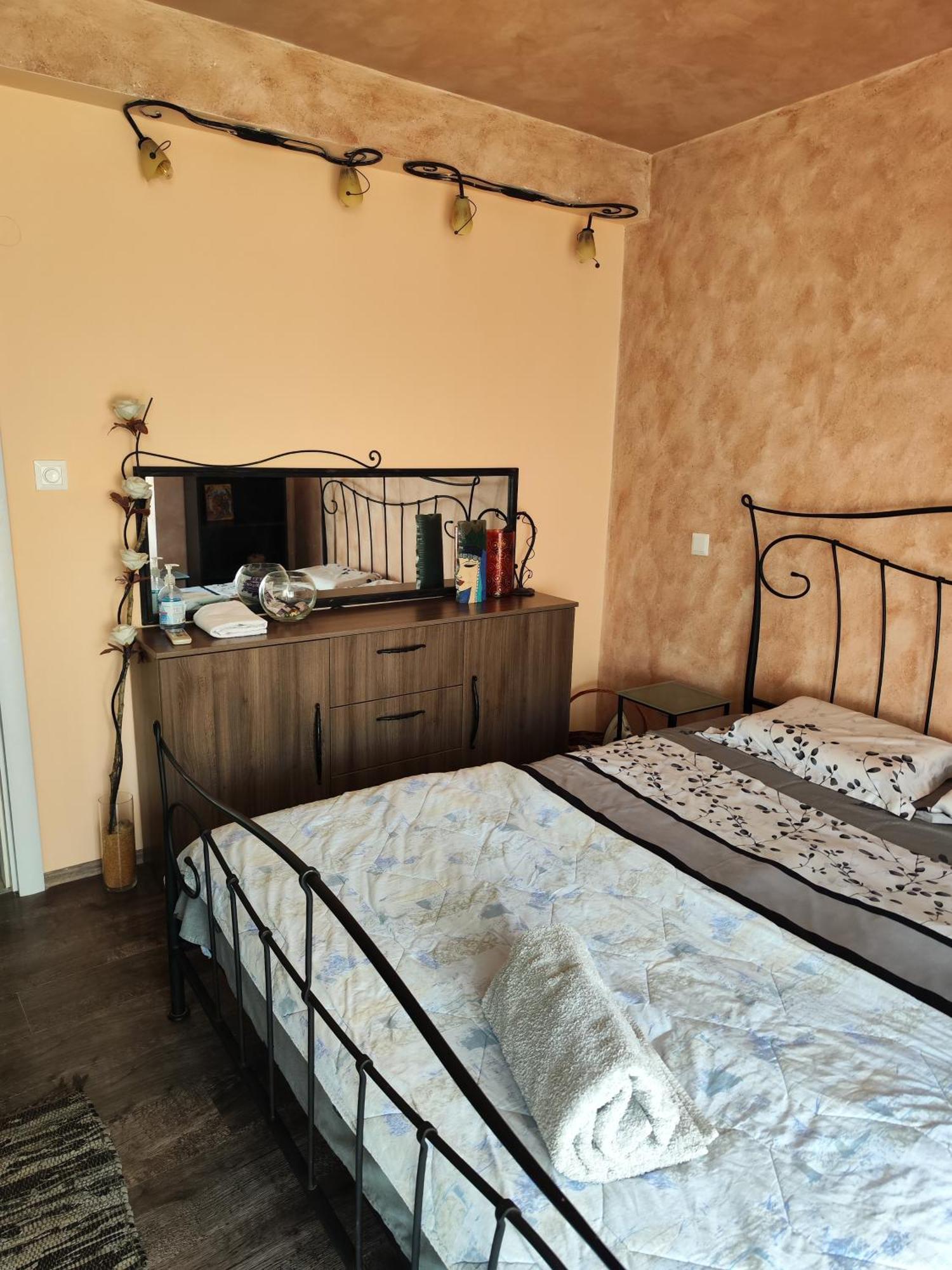 Art Apartment Kiril And Metodi Square Burgas Extérieur photo