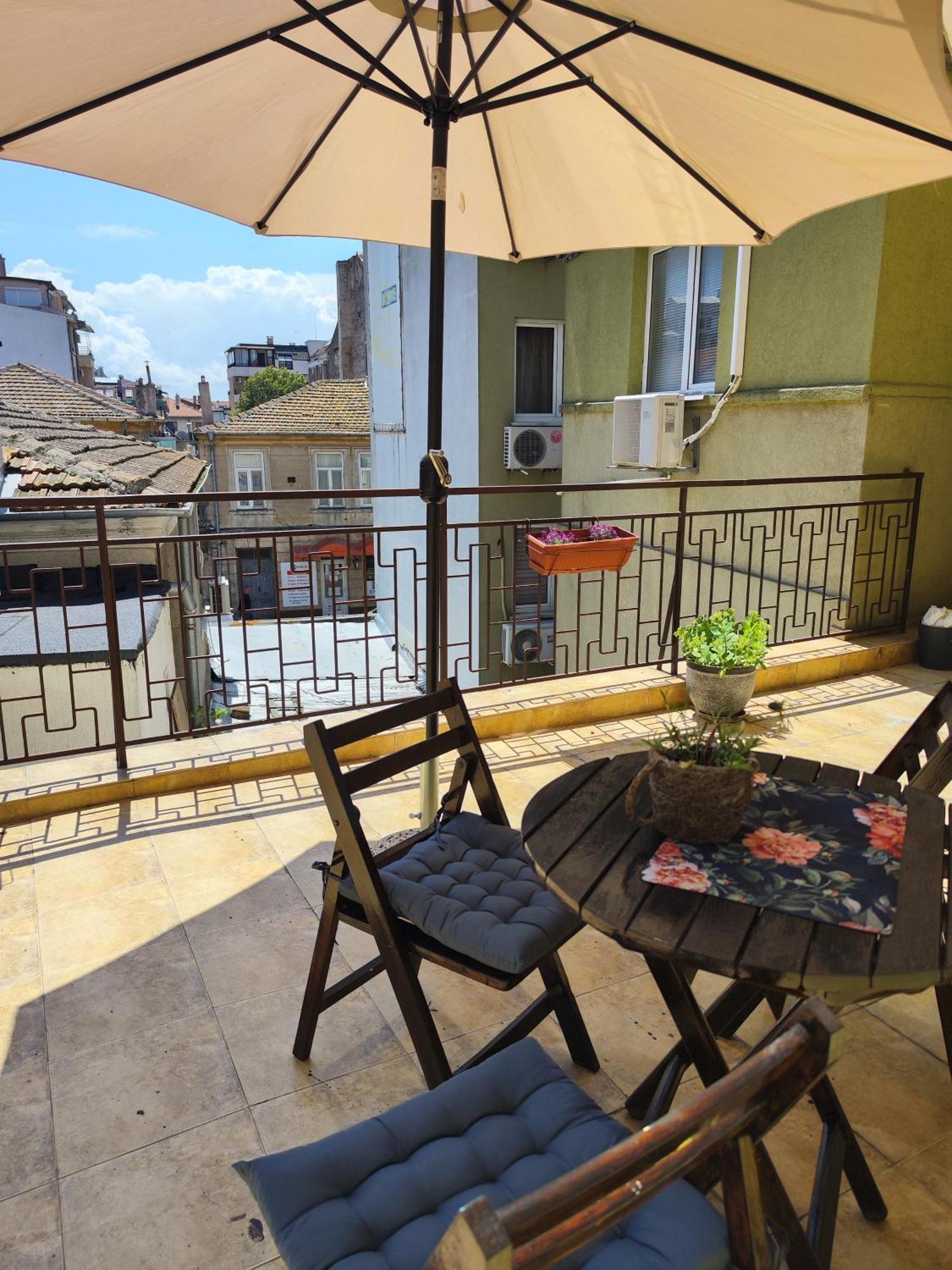 Art Apartment Kiril And Metodi Square Burgas Chambre photo