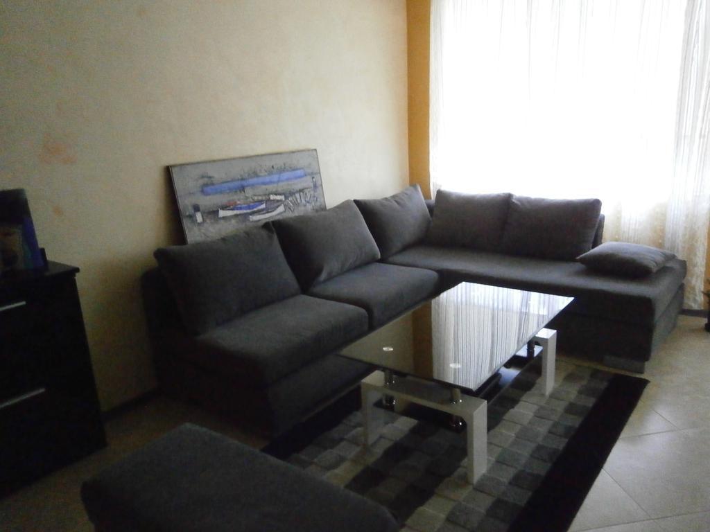 Art Apartment Kiril And Metodi Square Burgas Chambre photo