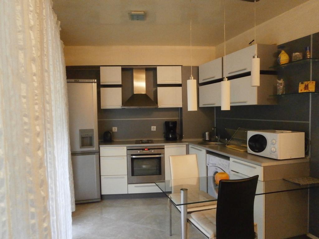 Art Apartment Kiril And Metodi Square Burgas Chambre photo