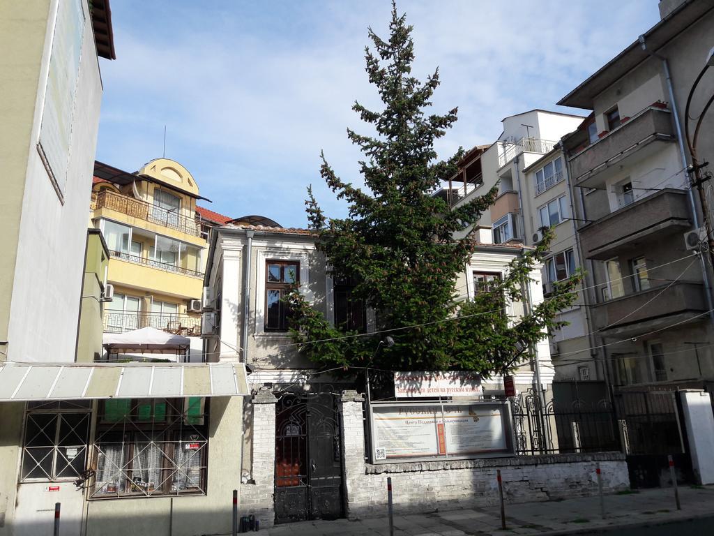Art Apartment Kiril And Metodi Square Burgas Extérieur photo